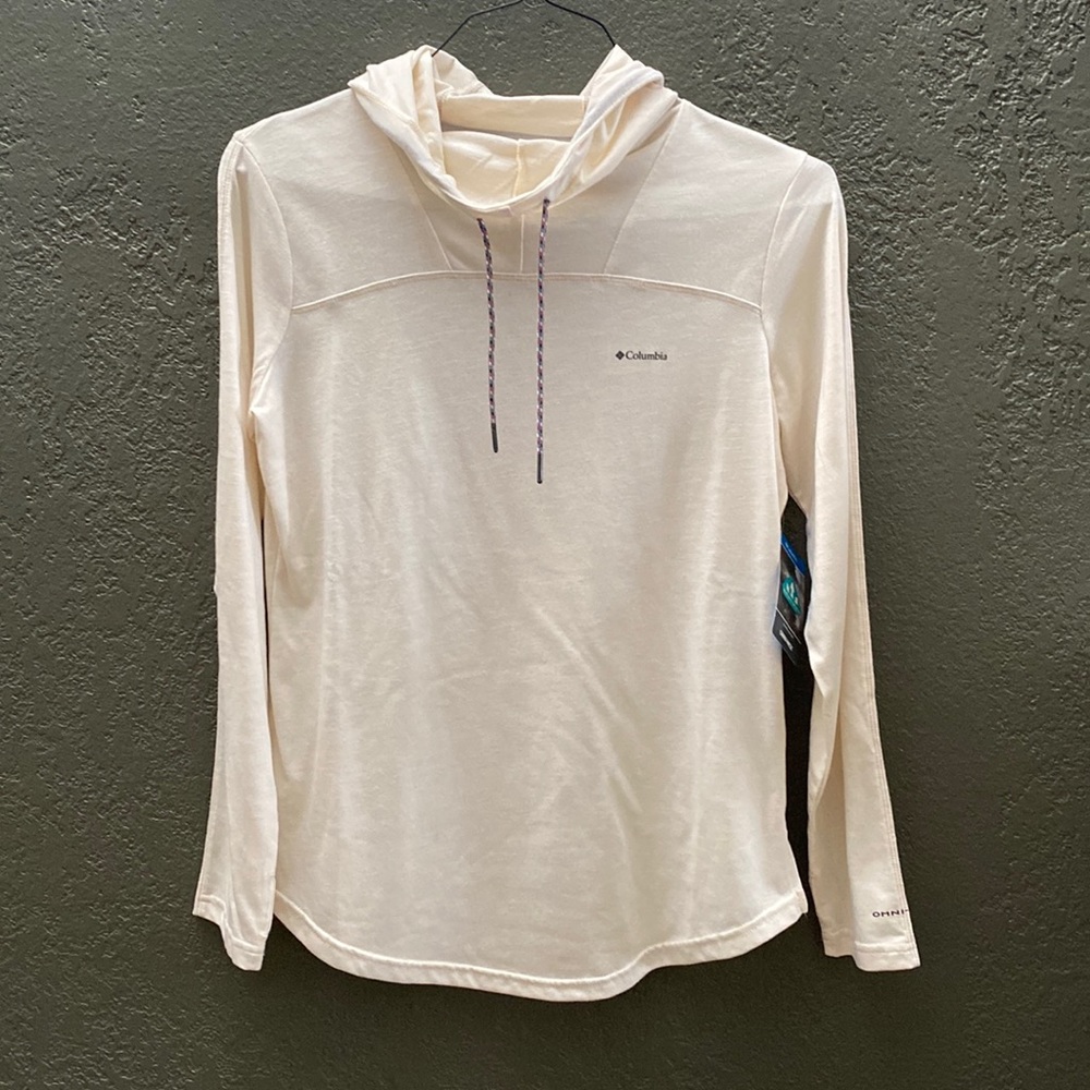 NWT omni wick cream cowl neck